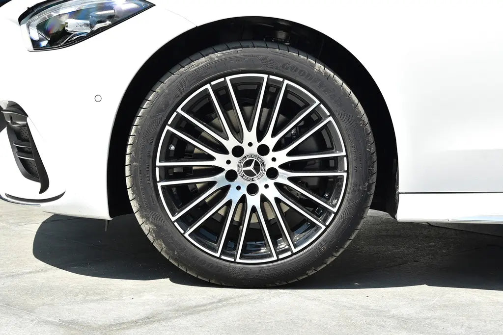 Mercedes c200L