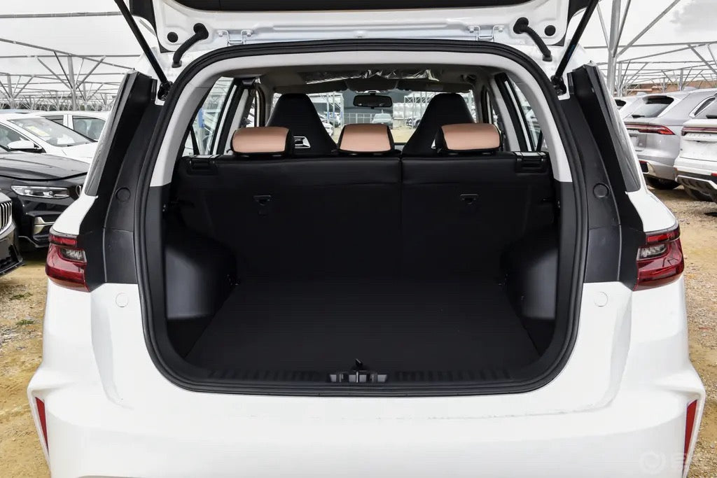 Geely Pro