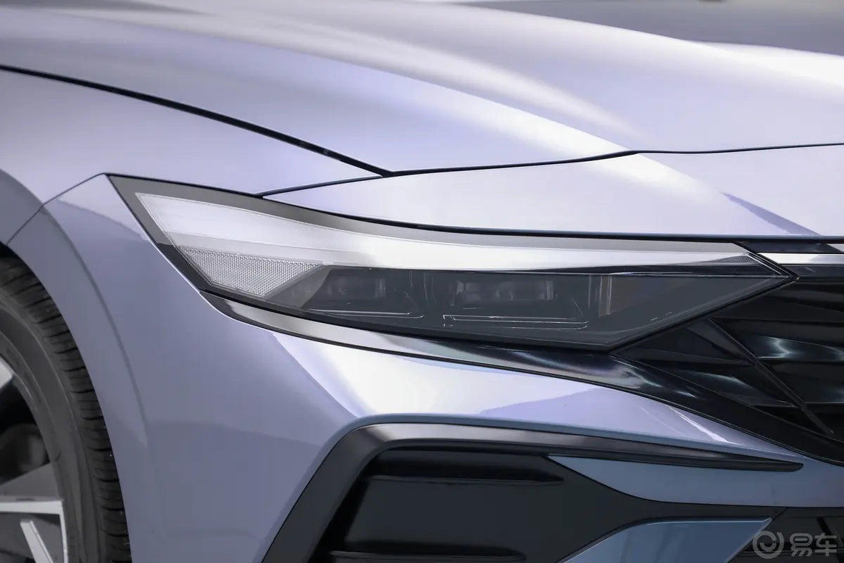 Hyundai Elantra 2025