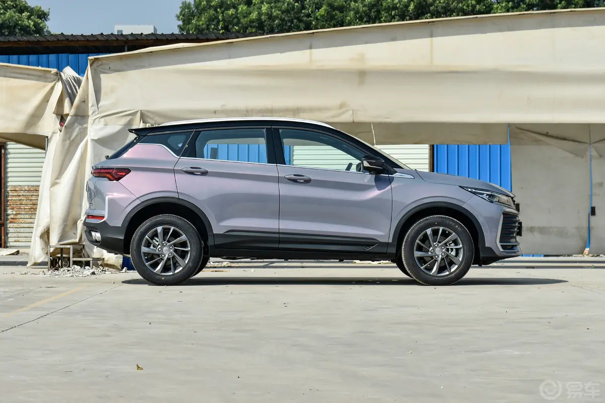 Geely Coolray 2025